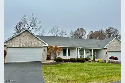828 Woodfield Court #A, Boardman, OH 44512 - Photo 1