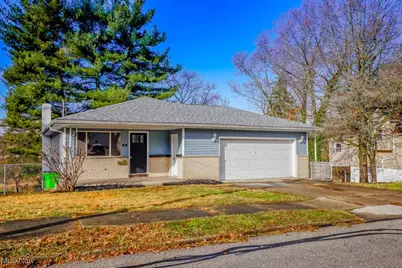 68 25th Street NW, Barberton, OH 44203 - Photo 1