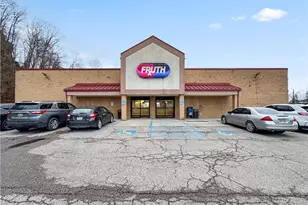 706 W Main St, Pomeroy, OH 45769 - Photo 1