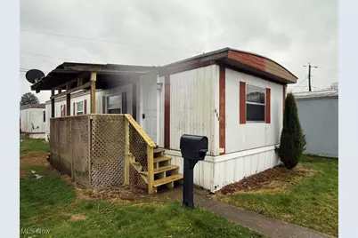 608 Karen Avenue NW, New Philadelphia, OH 44663 - Photo 1