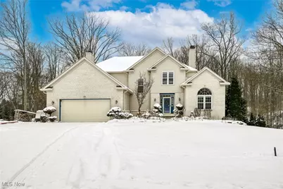 630 Woodhaven Drive, Cuyahoga Falls, OH 44223 - Photo 1