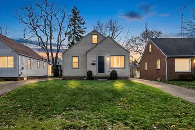 2026 39th Street NW, Canton, OH 44709 - Photo 1