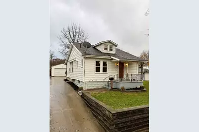 566 McKinley Avenue, Akron, OH 44311 - Photo 1