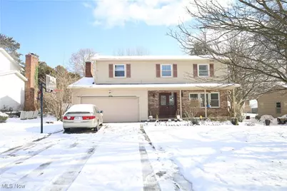 309 Shiawassee Avenue, Fairlawn, OH 44333 - Photo 1