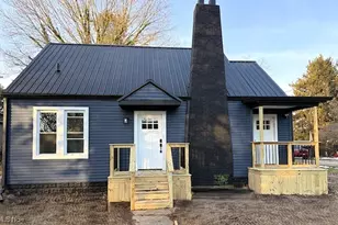 331 E Taylor St, Zanesville, OH 43701 - Photo 1