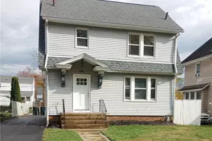 445 Beechwood Dr, Akron, OH 44320 - Photo 1
