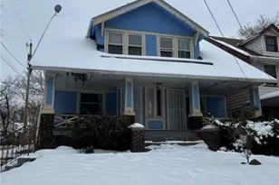 10212 Kinsman Rd, Loveland, OH 44104 - Photo 1