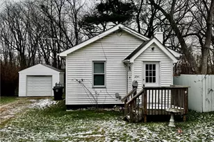 2541 Nesmith Lake Blvd, Akron, OH 44314 - Photo 1