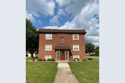 1834 Mahoning Avenue NW #2, Warren, OH 44483 - Photo 1