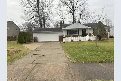 2078 Cranbrook Drive, Youngstown, OH 44511 - Photo 1