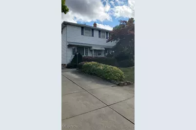 815 E 272nd Street, Euclid, OH 44132 - Photo 1