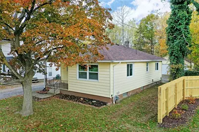 1524 Vernon Avenue NW, Warren, OH 44483 - Photo 1