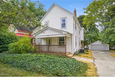562 Tallmadge Road, Cuyahoga Falls, OH 44221 - Photo 1