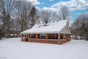 2978 Long Rd, Uniontown, OH 44685 - Photo 1