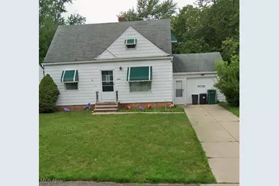 5202 Henry Street, Maple Heights, OH 44137 - Photo 1