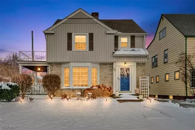 35 E 211th Street, Euclid, OH 44123 - Photo 1