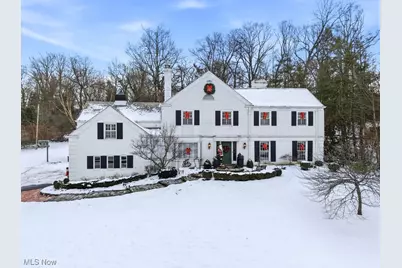 201 Hampshire Road, Akron, OH 44313 - Photo 1