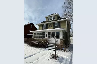 376 Laird Avenue SE, Warren, OH 44483 - Photo 1