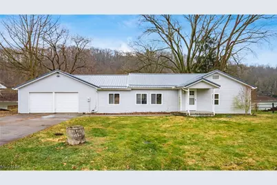 3520 Riverside Airport Drive, Zanesville, OH 43701 - Photo 1