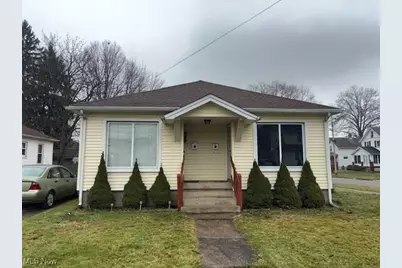 401 Sheridan, Niles, OH 44446 - Photo 1
