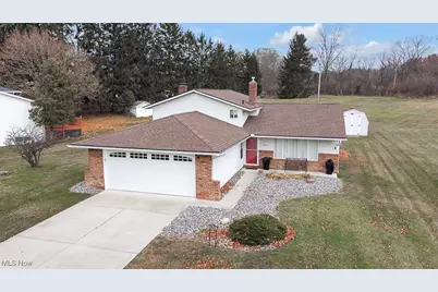 6031 Sunset Drive, Huber Heights, OH 44146 - Photo 1