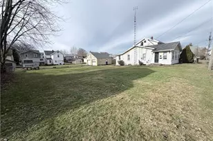 817 Halter Ct NW, Canton, OH 44708 - Photo 1