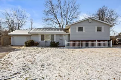 2108 E 41st Street, Lorain, OH 44055 - Photo 1