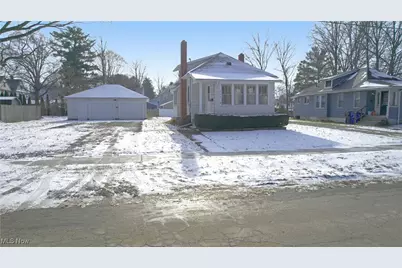 219 W Central Avenue, Ravenna, OH 44266 - Photo 1