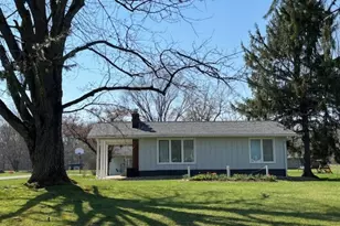 2747 Barclay Messerly Rd, Worthington, OH 44470 - Photo 1
