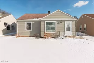 1671 Crestwood Rd, Loveland, OH 44124 - Photo 1