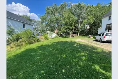 2227 18th Street SW, Akron, OH 44314 - Photo 1