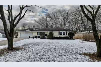 3258 New Zoarville Road NE, Zoarville, OH 44656 - Photo 1
