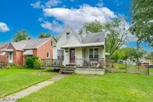 4165 W 140th St, Loveland, OH 44135 - Photo 1