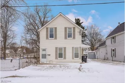 10904 Dixon Road, Loveland, OH 44111 - Photo 1