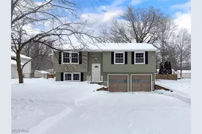 396 Hiwood Avenue, Munroe Falls, OH 44262 - Photo 1