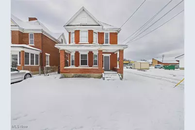 816 17th Street, Parkersburg, WV 26101 - Photo 1