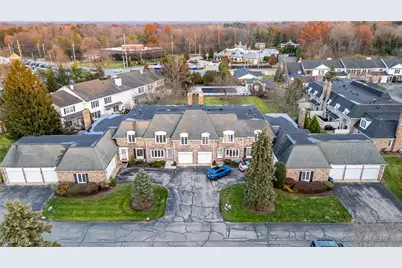 34116 Chagrin Boulevard #9103, Moreland Hills, OH 44022 - Photo 1