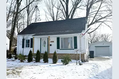 1758 Beechwood, Warren, OH 44483 - Photo 1