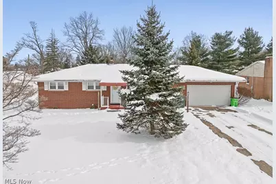 664 Fairview Place, Alliance, OH 44601 - Photo 1