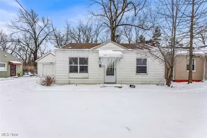 2016 Green Road, Loveland, OH 44121 - Photo 1