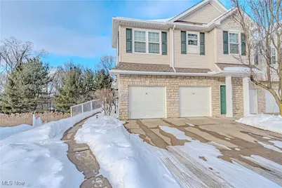5080 Whispering Oaks Boulevard, Parma, OH 44134 - Photo 1
