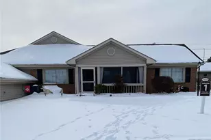 3707 Leasure Ct S, Zanesville, OH 43701 - Photo 1