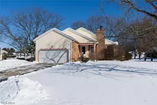 3210 S Billingsgate Cir NW, Canton, OH 44708 - Photo 1