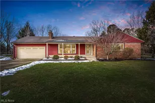 6598 Meadow Farm Dr, Hudson, OH 44236 - Photo 1