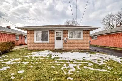 346 Parkway Drive, Eastlake, OH 44095 - Photo 1