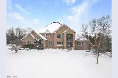 17395 Sawgrass Circle, North Royalton, OH 44133 - Photo 1