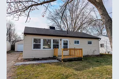 4510 Riverside Drive, Lorain, OH 44055 - Photo 1