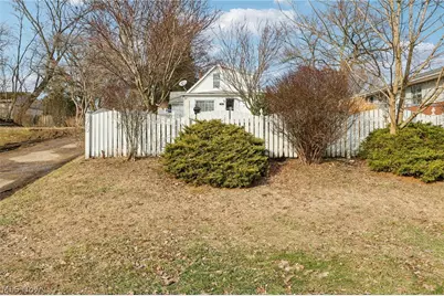 575 Flora Avenue, Akron, OH 44314 - Photo 1