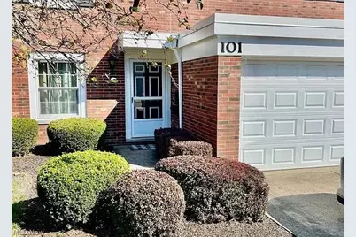 101 Chatham Way #101A, Loveland, OH 44124 - Photo 1