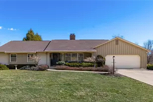 3750 Greenbriar Dr, Zanesville, OH 43701 - Photo 1